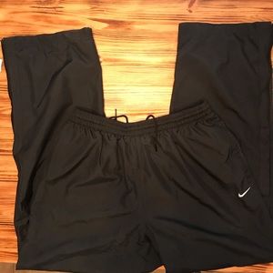 Men’s wind pants